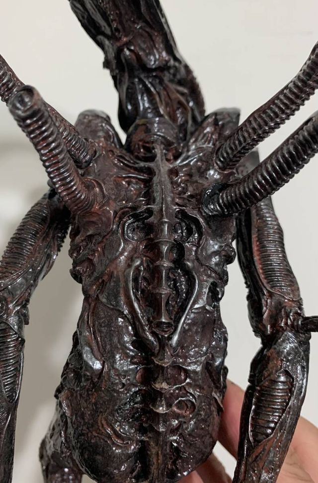 Alien Fewture Takayuki Takeya Estatua resina