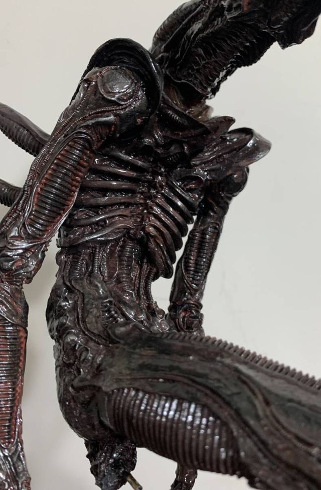 Alien Fewture Takayuki Takeya Estatua resina