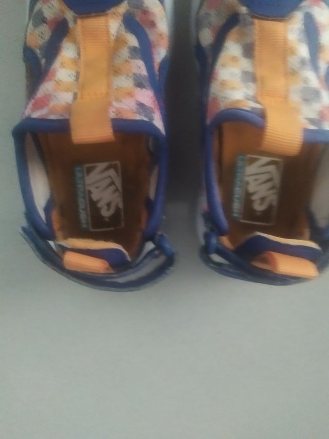 REBAJADO!! zapatillas verano Vans talla 25