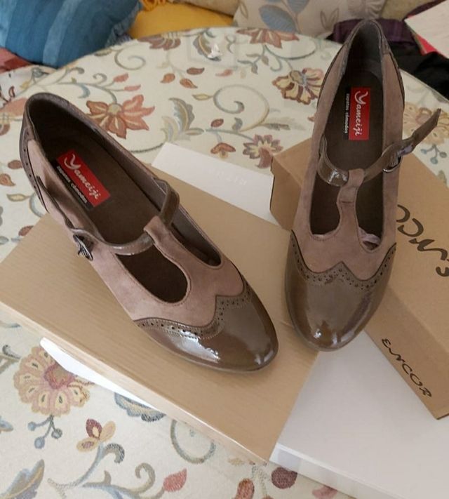 ZAPATOS TACON ANTE Y CHAROL NUEVA TEMPORADA TACÓN 