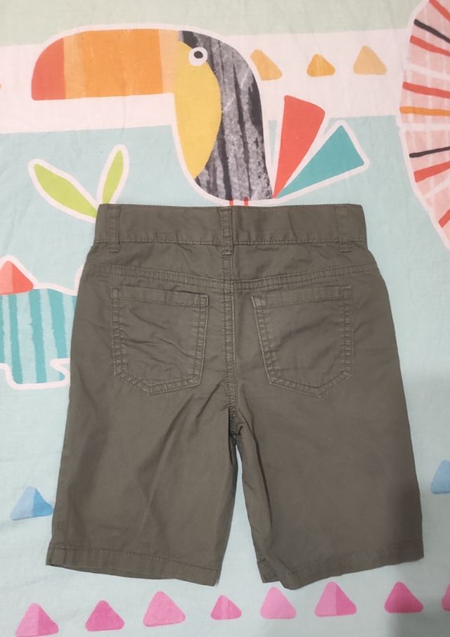 Bermudas niño C&A