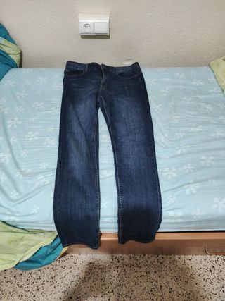 Pantalones vaqueros Hombre de segunda mano en WALLAPOP