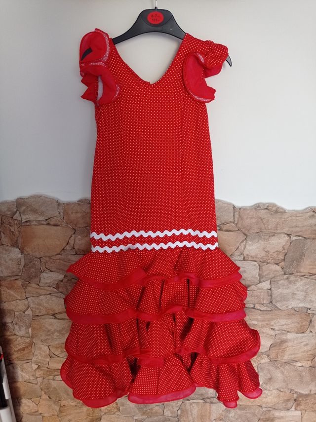 Traje de flamenca niña y accesorios