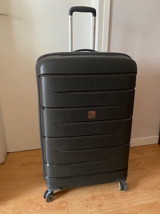 Maleta de viaje de segunda mano en Barcelona en WALLAPOP