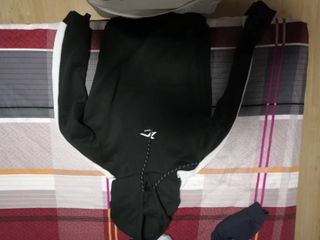 Sudadera de hombre color negro Tenth de segunda mano por 5 EUR en Madrid en  WALLAPOP
