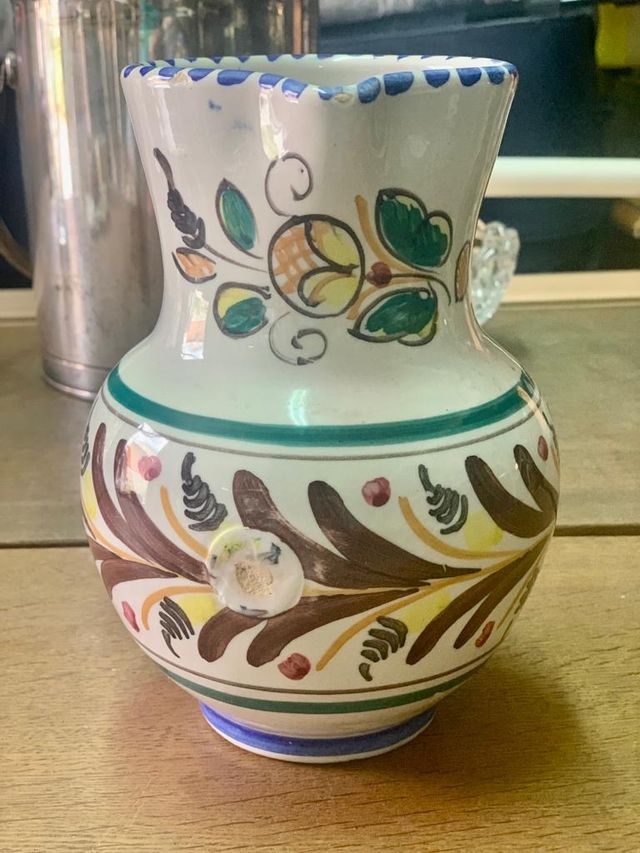 JARRA DE AGUA DE CERÁMICA DE PUENTE.