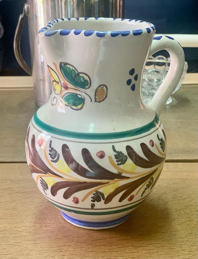 JARRA DE AGUA DE CERÁMICA DE PUENTE.