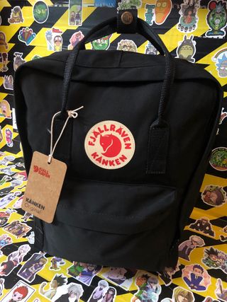 Mochila Fjallraven Kanken de segunda mano en WALLAPOP