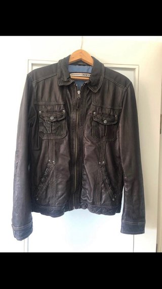 Chaqueta para hombre cuero de segunda mano en WALLAPOP