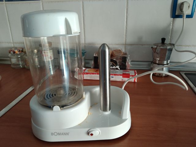 maquina de hacer perritos calientes