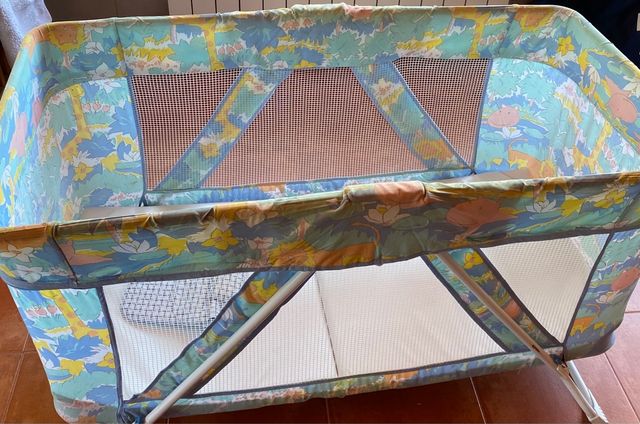 Cuna de viaje Prenatal con regalo.