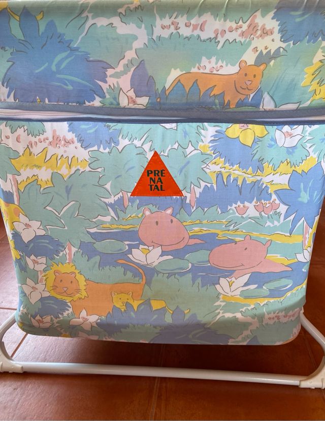 Cuna de viaje Prenatal con regalo.