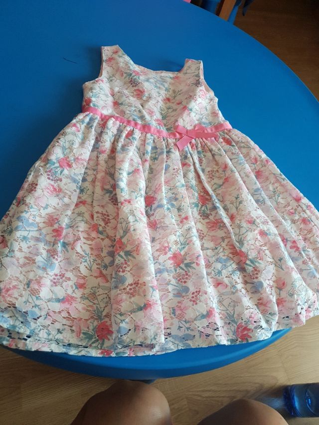 VESTIDO DE NIÑA