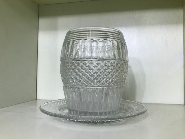 Maceta en cristal tallado con plato