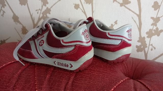 Vintage Paredes T 25 -26