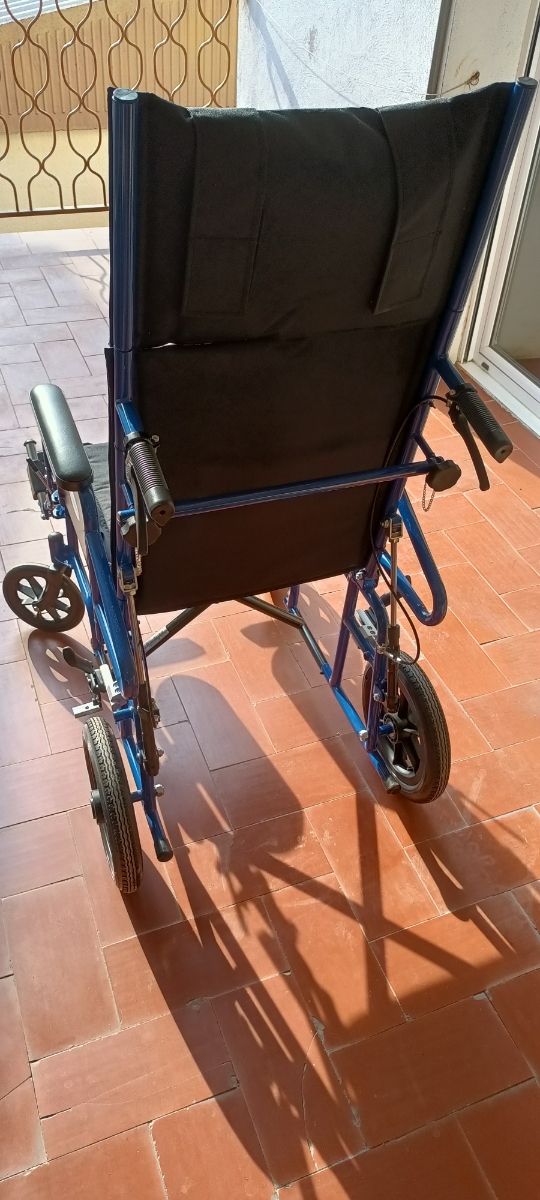 Silla de ruedas ortopédica