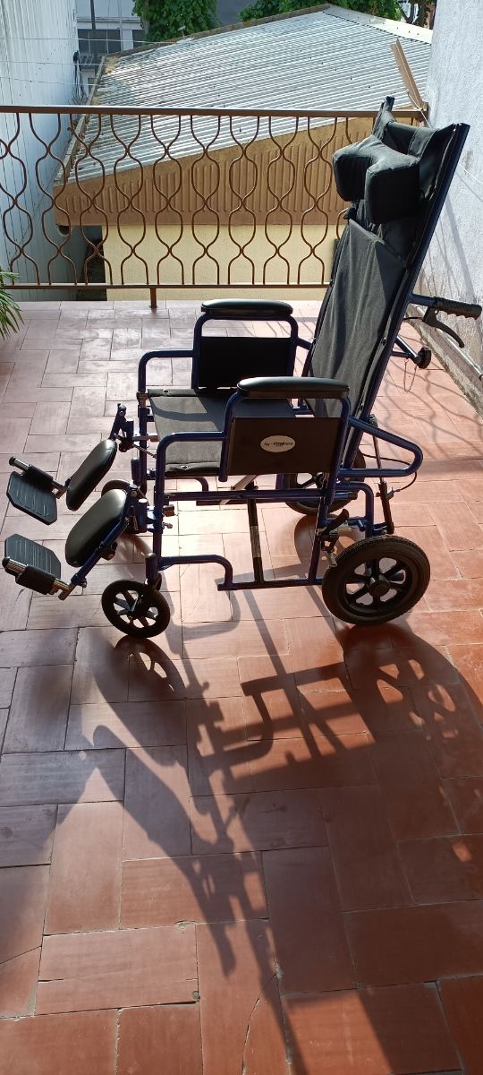 Silla de ruedas ortopédica