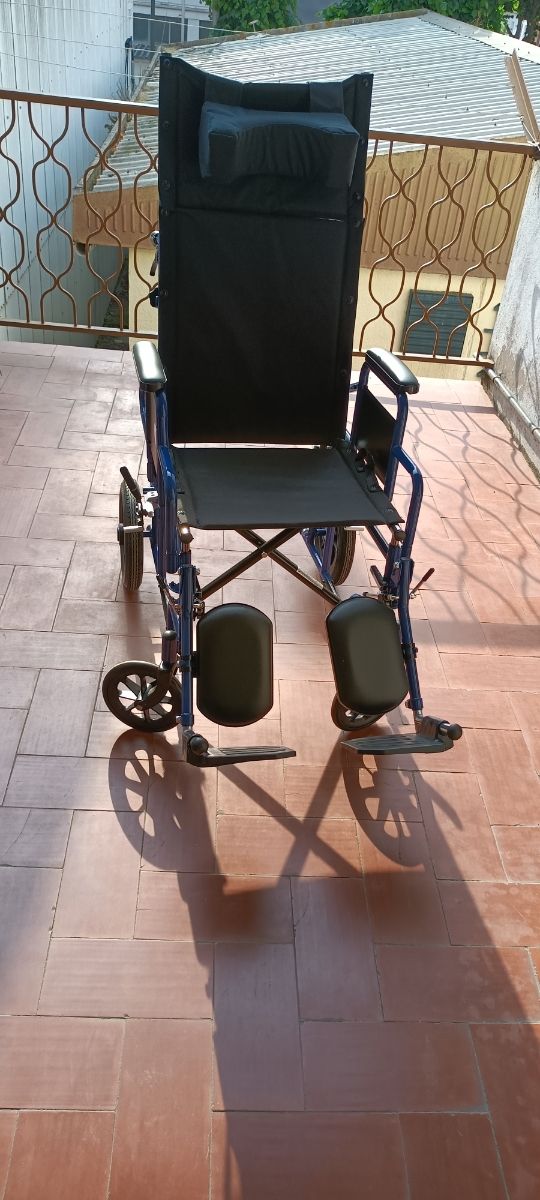 Silla de ruedas ortopédica