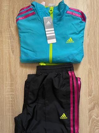 Chandal Adidas mujer de segunda mano en WALLAPOP