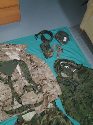 Ropa militar segunda mano en WALLAPOP