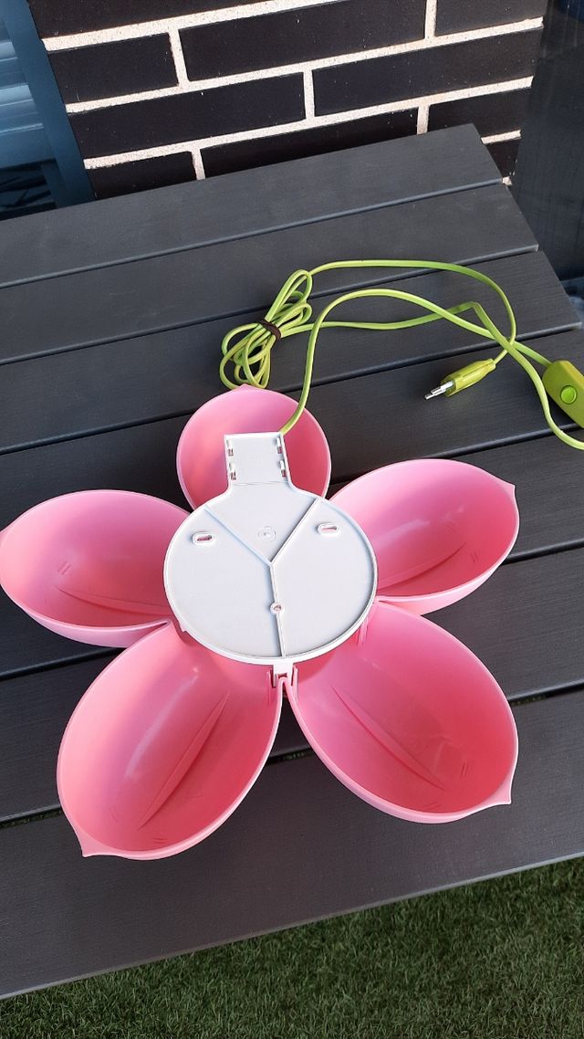 Lampara flor rosa y verde