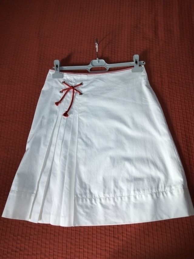 GONNA BIANCA VIVIDA ROSSA