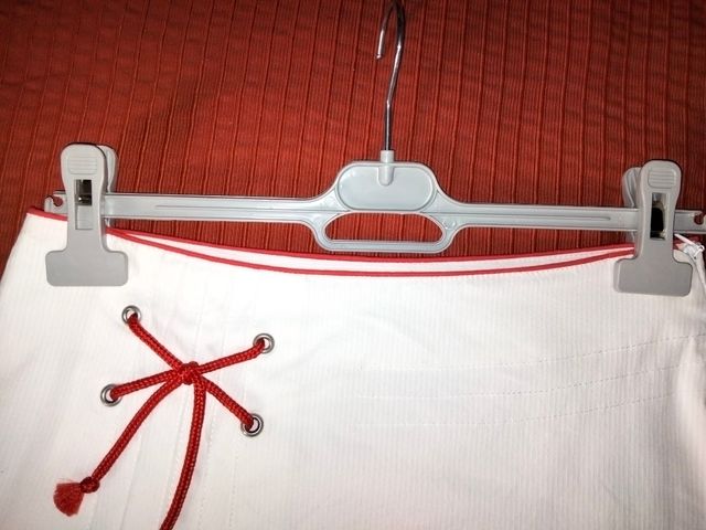 GONNA BIANCA VIVIDA ROSSA