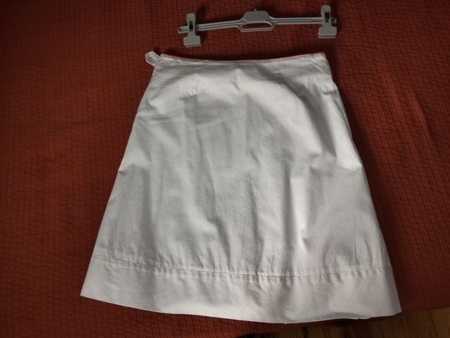 GONNA BIANCA VIVIDA ROSSA