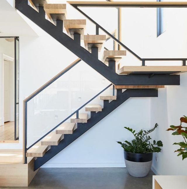 Estructuras de escaleras metálicas