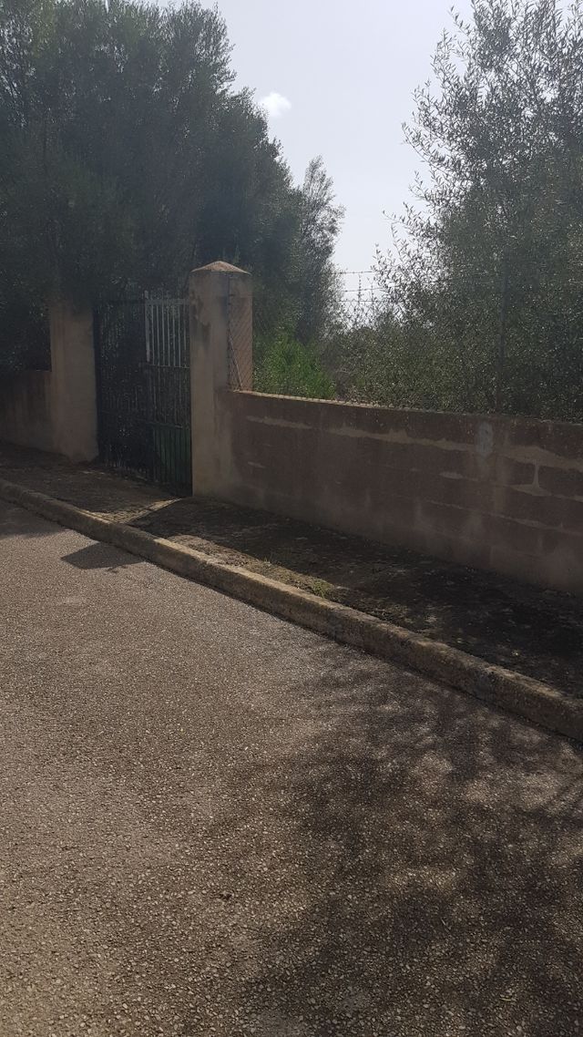 Solar de 600 metros haciendo esquina y calle sin salida