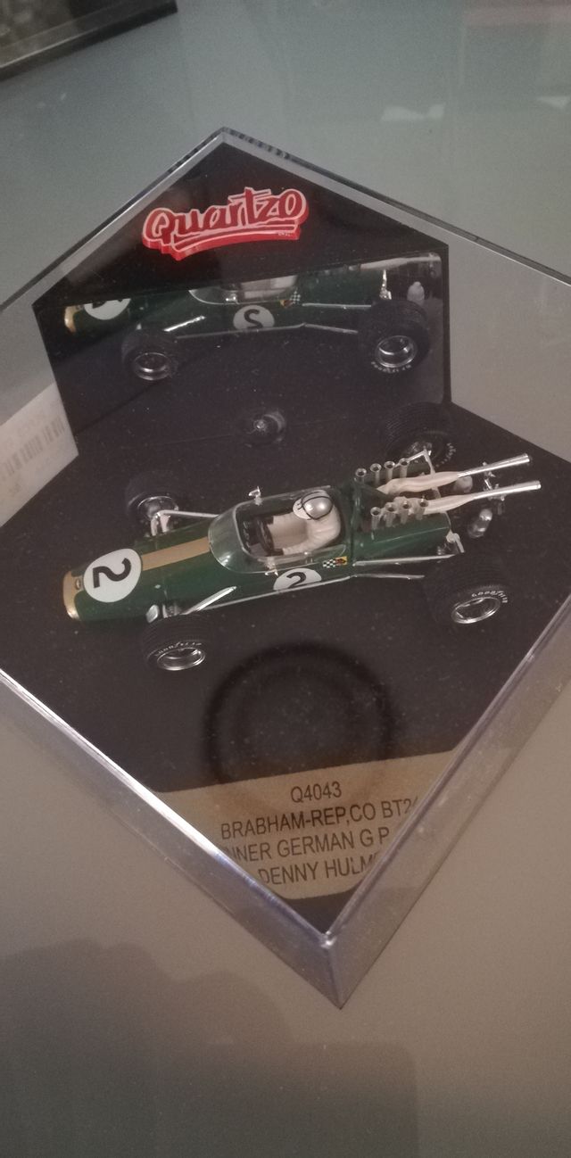 BRABHAM-REP.CO BT24 - DENNY HULME - QUARTZO