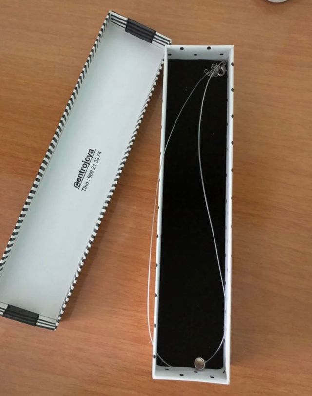 Colgante transparente plata. Precio negociable