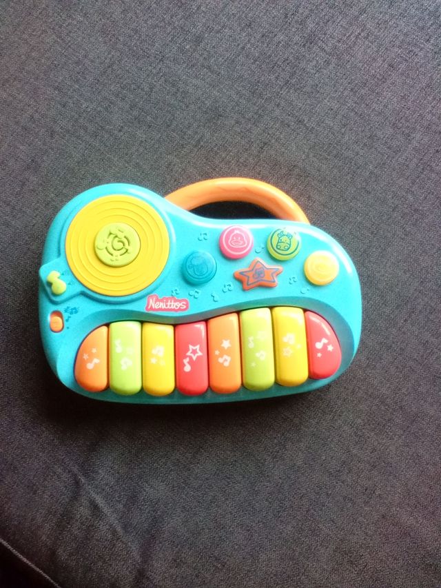 Órgano Infantil marca Nenittos