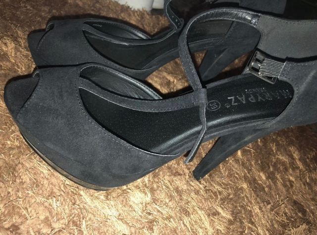 Zapatos tacón negro marypaz. Precio negociable