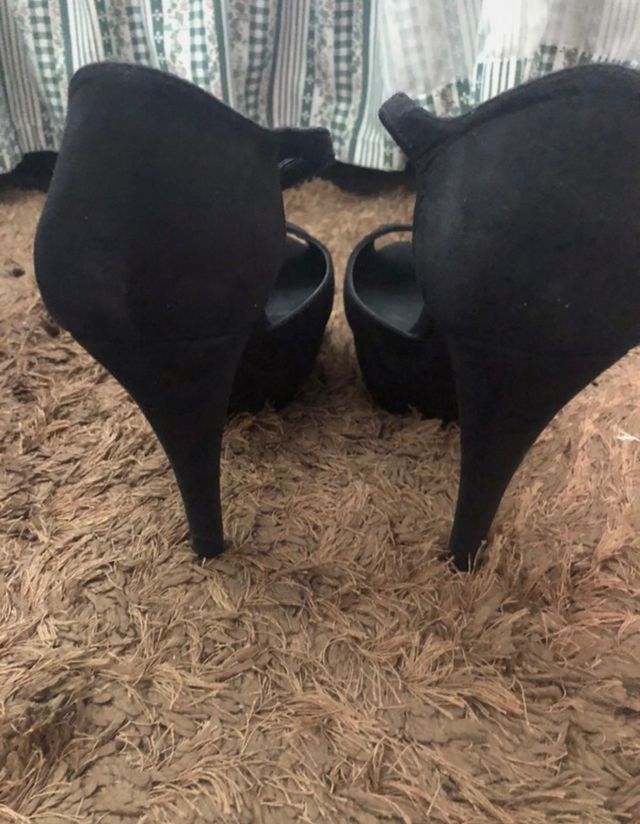 Zapatos tacón negro marypaz. Precio negociable