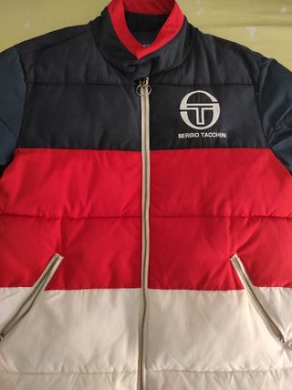 Abrigo plumas Sergio Tacchini de segunda mano por 55 EUR en Madrid en  WALLAPOP