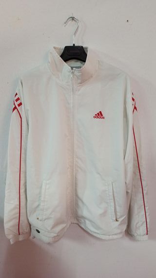 Chaqueta Adidas vintage de segunda mano en WALLAPOP