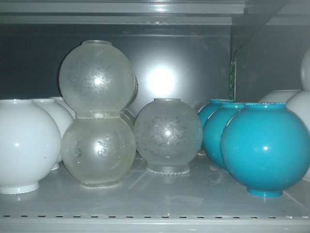 TULIPA NUEVA DE OPALINA