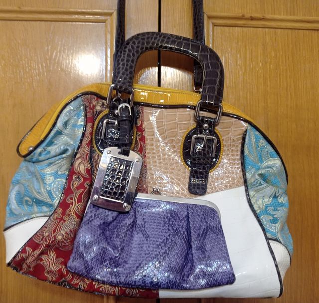magnífico bolso de gran colorido