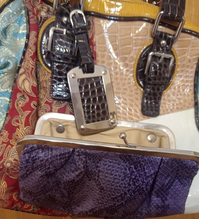 magnífico bolso de gran colorido