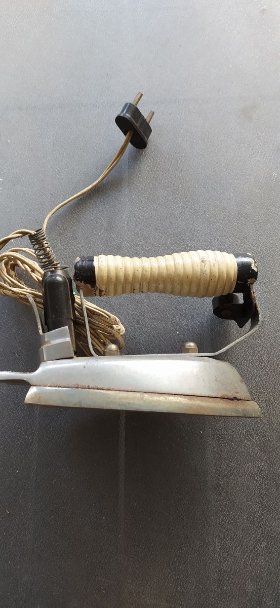 plancha eléctrica vintage