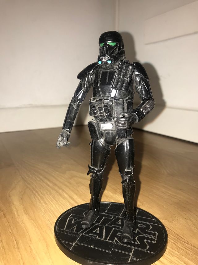 Figura de metal de Star Wars