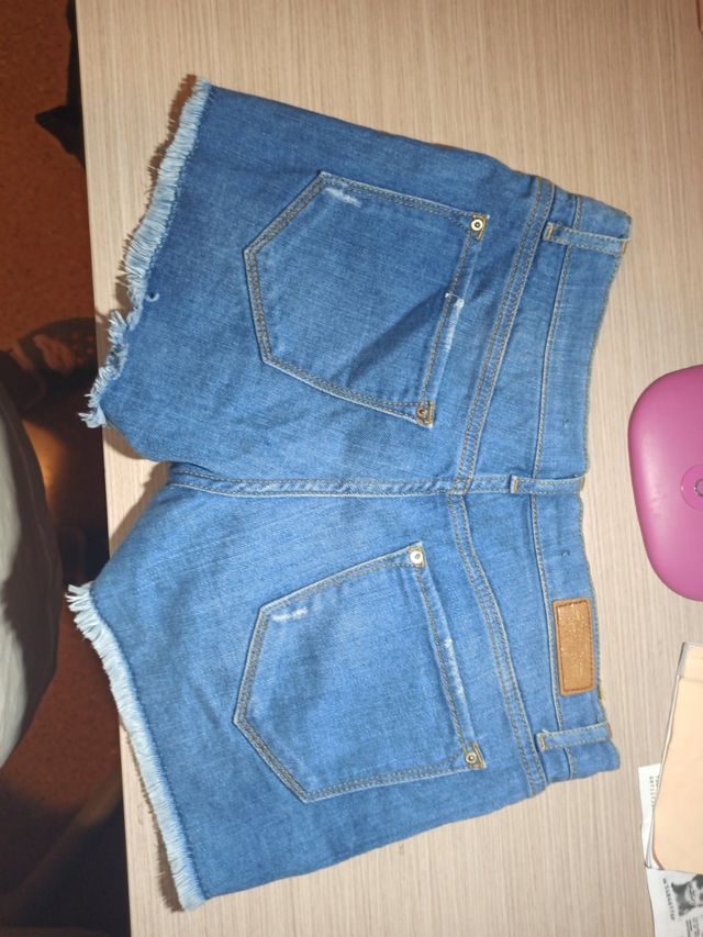 Pantalón vaquero Corto Zara talla 34