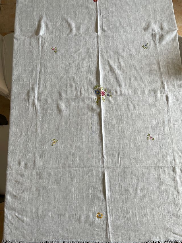 Tovaglia vintage con fiorellini con 6 tovaglioli 