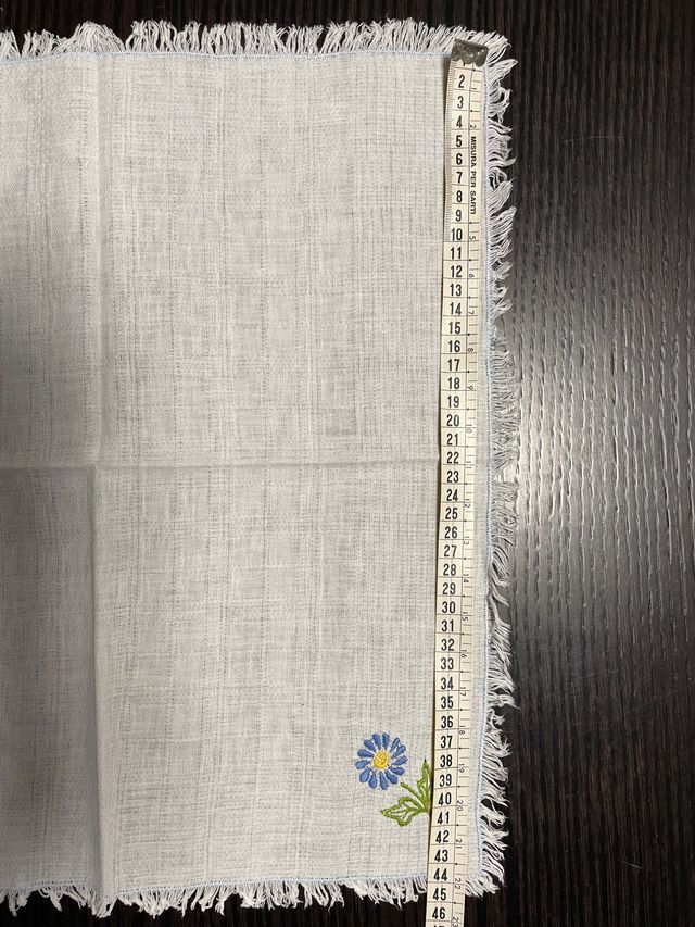 Tovaglia vintage con fiorellini con 6 tovaglioli 