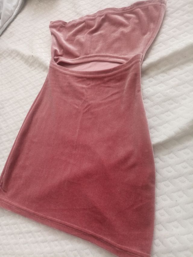 vestido rosa palo de terciopelo