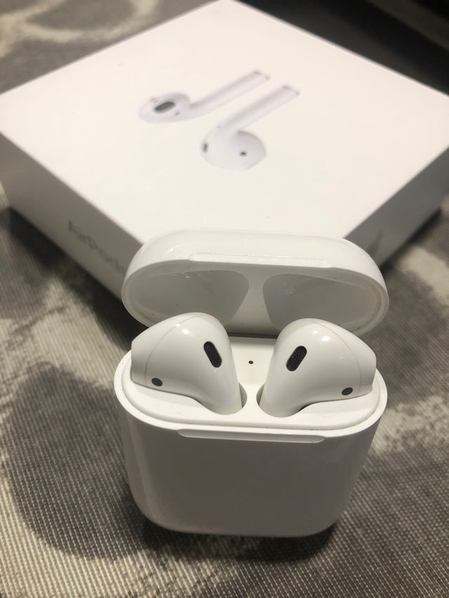 AirPods 1a gen.