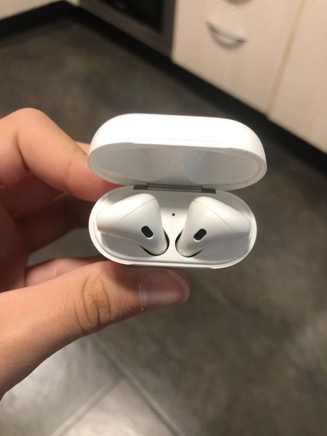 AirPods 1a gen.