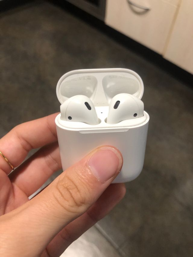 AirPods 1a gen.