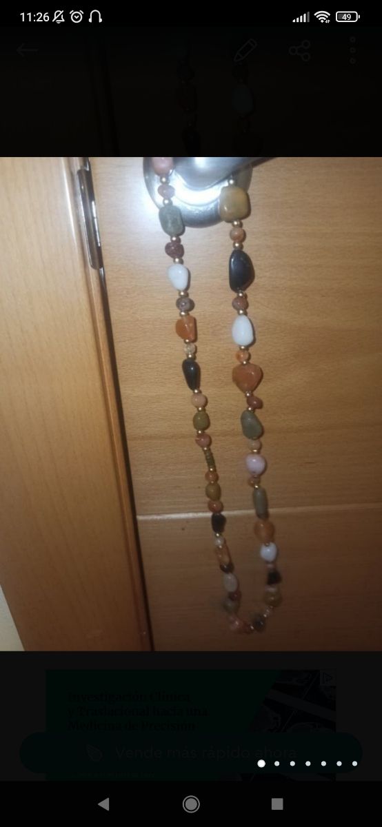 Collar piedras preciosas.